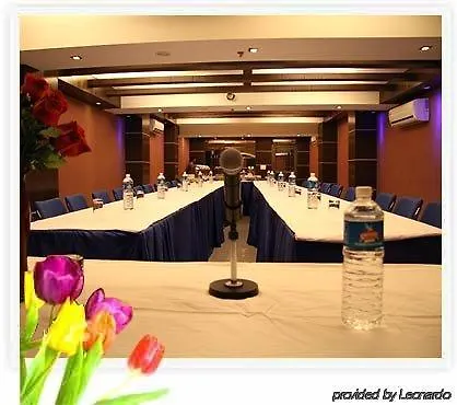 Airport Hotel Le Seasons New Delhi 